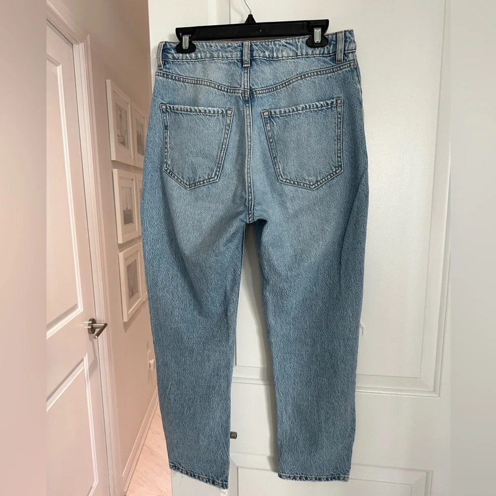 Dynamite Light Blue Straight Leg Jeans - Picture 4 of 4